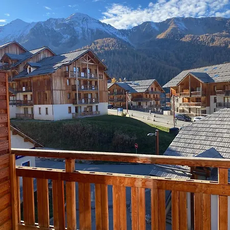 Aux Orres 1800 Apartment